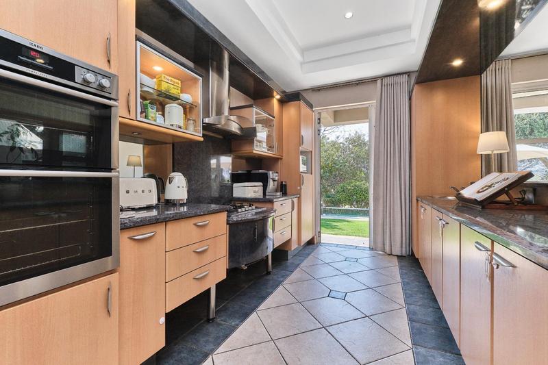 To Let 4 Bedroom Property for Rent in Dainfern Golf Estate Gauteng