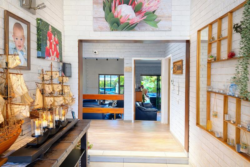 5 Bedroom Property for Sale in Lonehill Gauteng