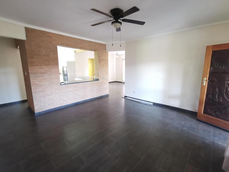 5 Bedroom Property for Sale in Golf Park Gauteng