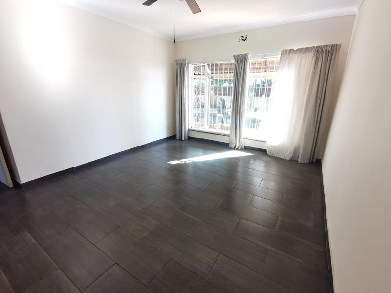 5 Bedroom Property for Sale in Golf Park Gauteng