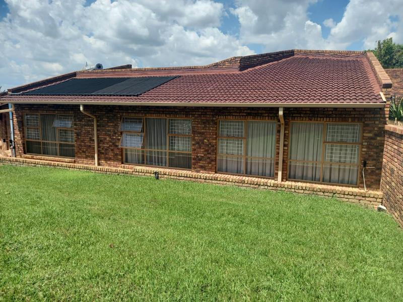4 Bedroom Property for Sale in Three Rivers East Gauteng