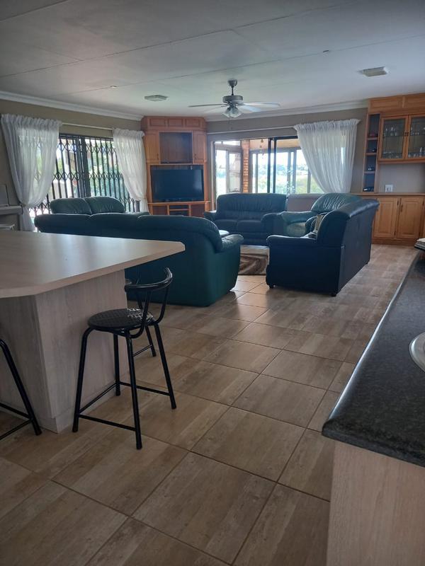 4 Bedroom Property for Sale in Three Rivers East Gauteng