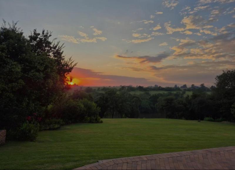 4 Bedroom Property for Sale in Three Rivers East Gauteng