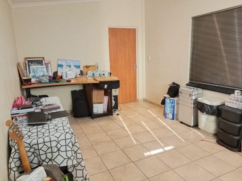 4 Bedroom Property for Sale in Vanderbijlpark SW 1 Gauteng