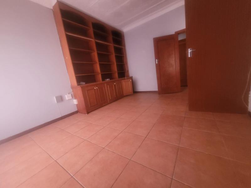 4 Bedroom Property for Sale in Casseldale Gauteng