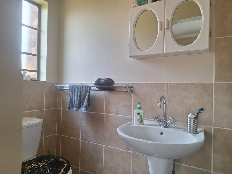 To Let 2 Bedroom Property for Rent in Dalview Gauteng