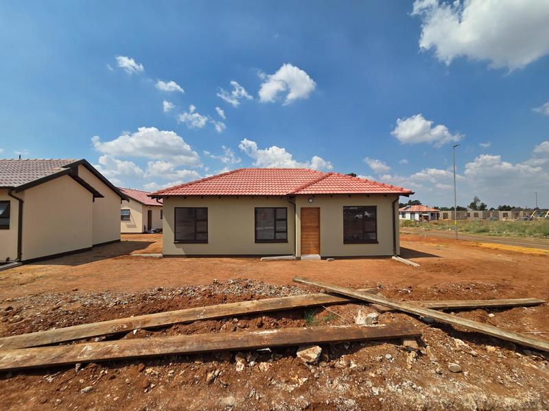 3 Bedroom Property for Sale in Windmill Park Gauteng