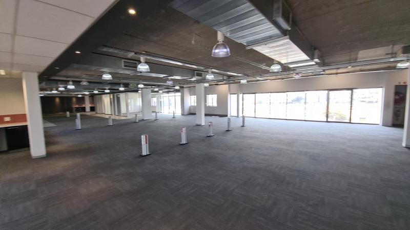 To Let commercial Property for Rent in Vorna Valley Gauteng