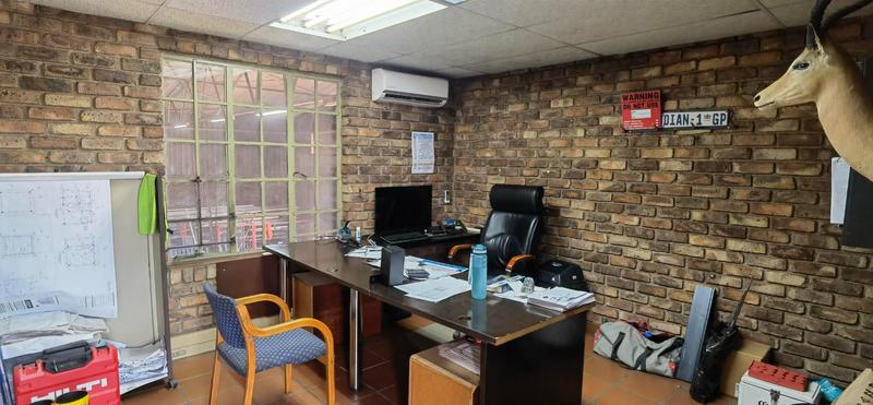 To Let commercial Property for Rent in Silvertondale Gauteng