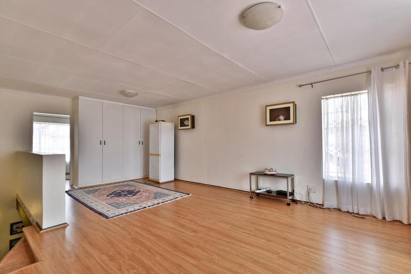 4 Bedroom Property for Sale in Randpark Ridge Gauteng