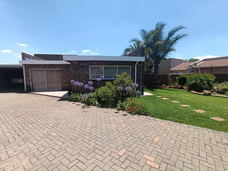 4 Bedroom Property for Sale in Sunward Park Gauteng