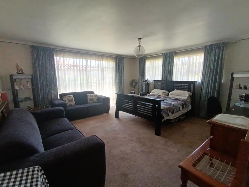4 Bedroom Property for Sale in Sunward Park Gauteng