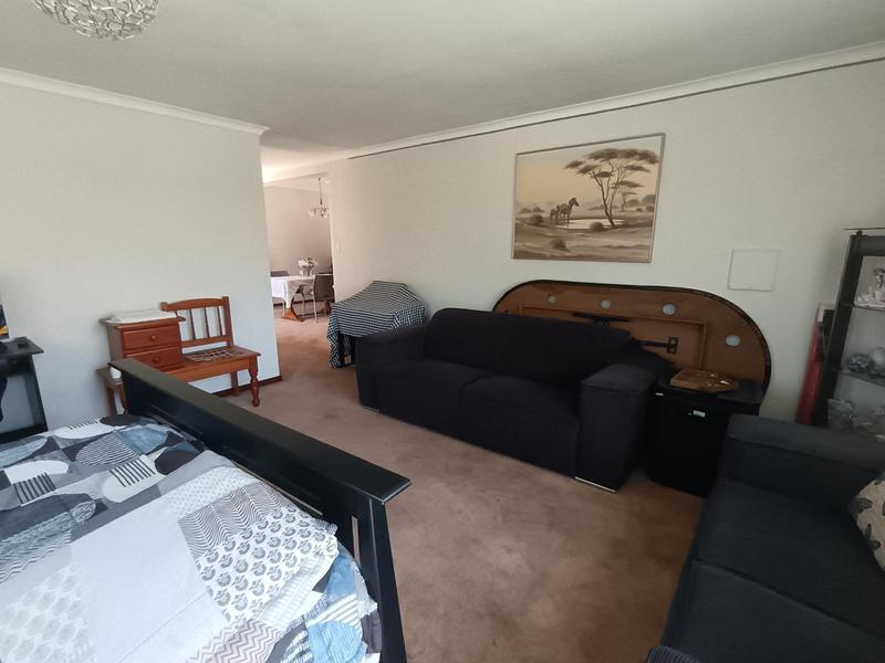 4 Bedroom Property for Sale in Sunward Park Gauteng