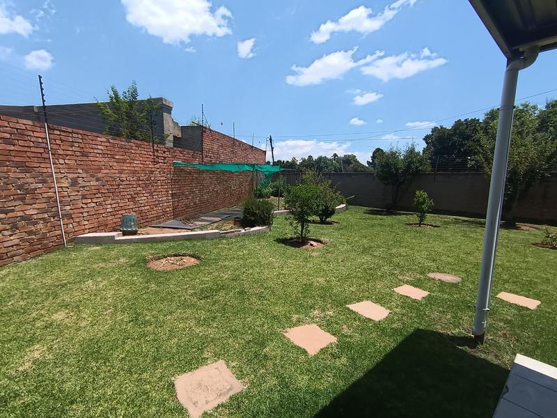 4 Bedroom Property for Sale in Sunward Park Gauteng