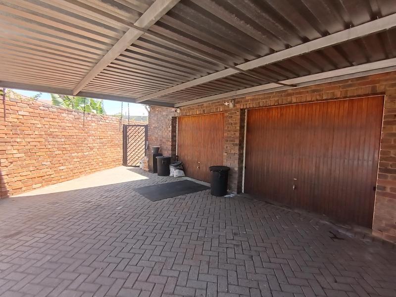 4 Bedroom Property for Sale in Sunward Park Gauteng