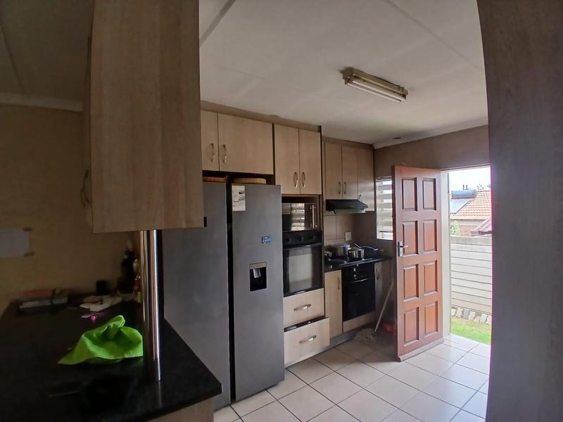 3 Bedroom Property for Sale in Olievenhoutbosch Gauteng