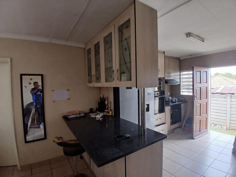 3 Bedroom Property for Sale in Olievenhoutbosch Gauteng