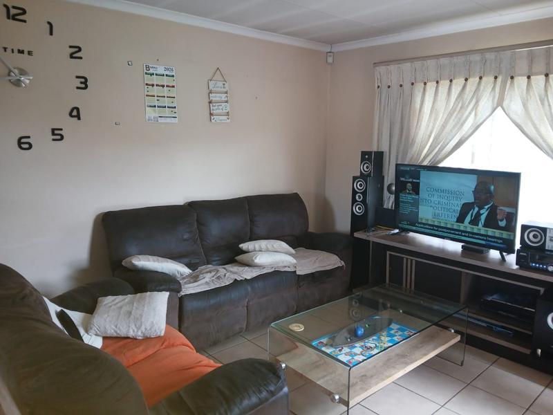 3 Bedroom Property for Sale in Olievenhoutbosch Gauteng