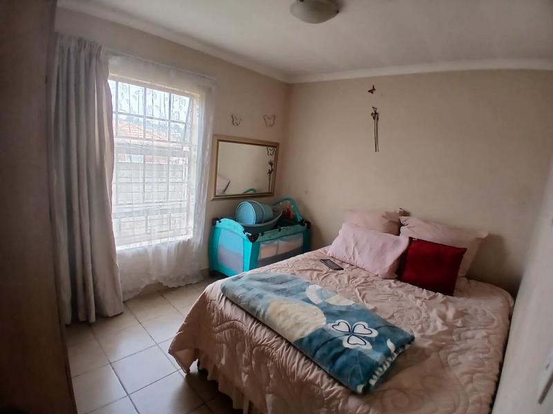 3 Bedroom Property for Sale in Olievenhoutbosch Gauteng
