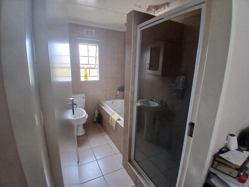 3 Bedroom Property for Sale in Olievenhoutbosch Gauteng