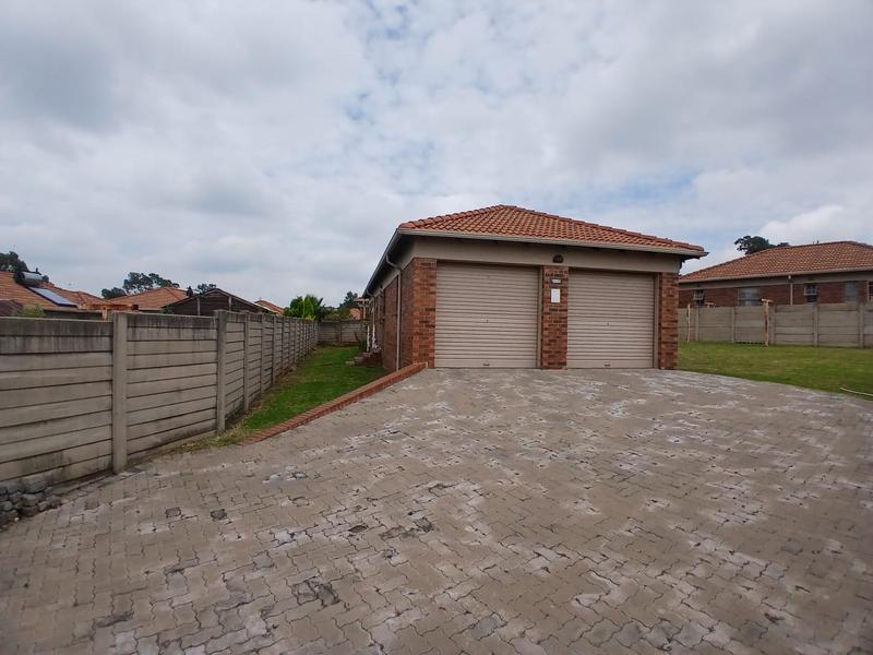 3 Bedroom Property for Sale in Olievenhoutbosch Gauteng