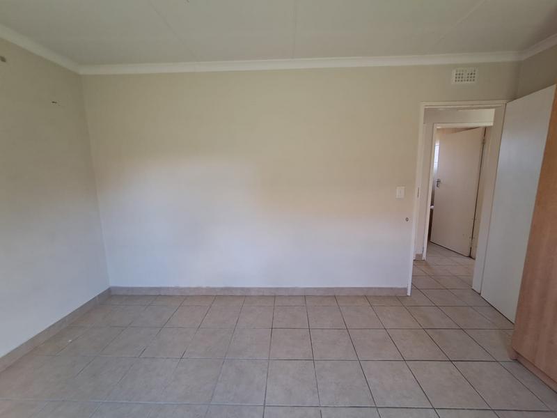 3 Bedroom Property for Sale in Olievenhoutbosch Gauteng
