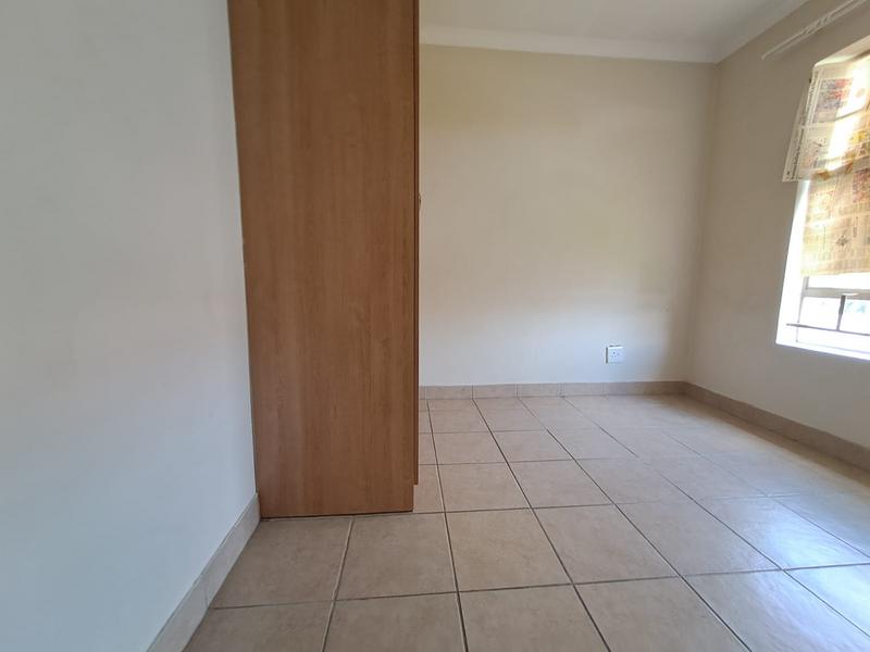 3 Bedroom Property for Sale in Olievenhoutbosch Gauteng