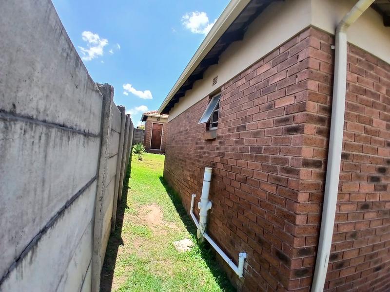 3 Bedroom Property for Sale in Olievenhoutbosch Gauteng