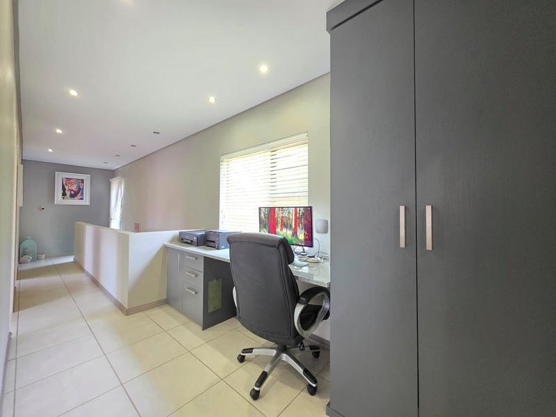 3 Bedroom Property for Sale in Honeydew Ridge Gauteng