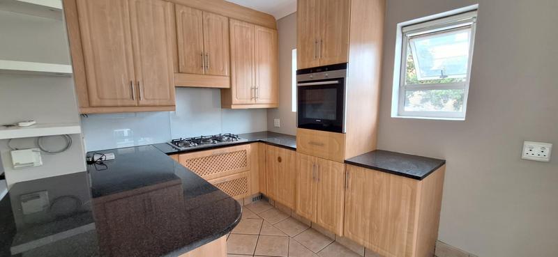 3 Bedroom Property for Sale in Nieuw Muckleneuk Gauteng