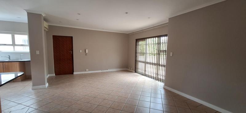3 Bedroom Property for Sale in Nieuw Muckleneuk Gauteng