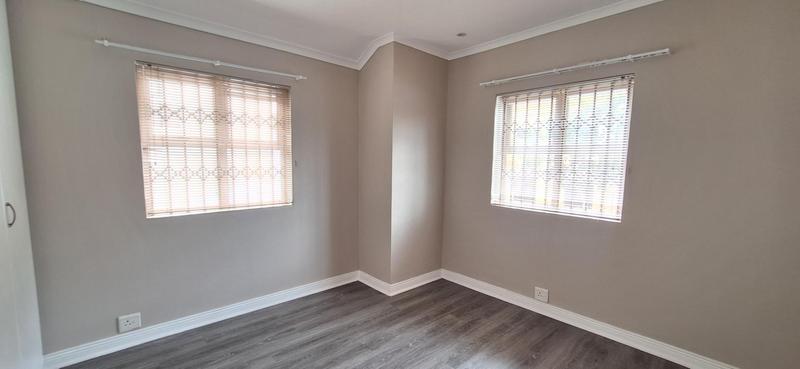 3 Bedroom Property for Sale in Nieuw Muckleneuk Gauteng