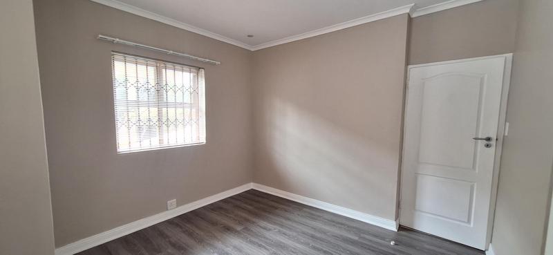 3 Bedroom Property for Sale in Nieuw Muckleneuk Gauteng