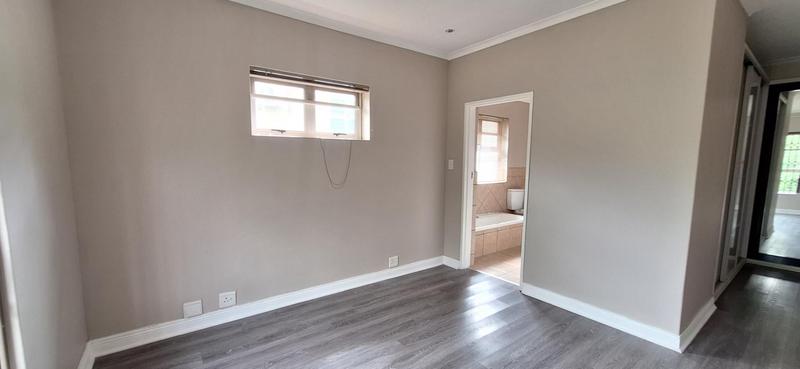 3 Bedroom Property for Sale in Nieuw Muckleneuk Gauteng