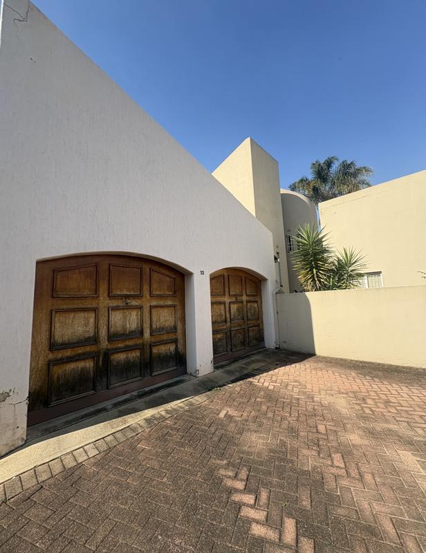3 Bedroom Property for Sale in Corlett Gardens Gauteng