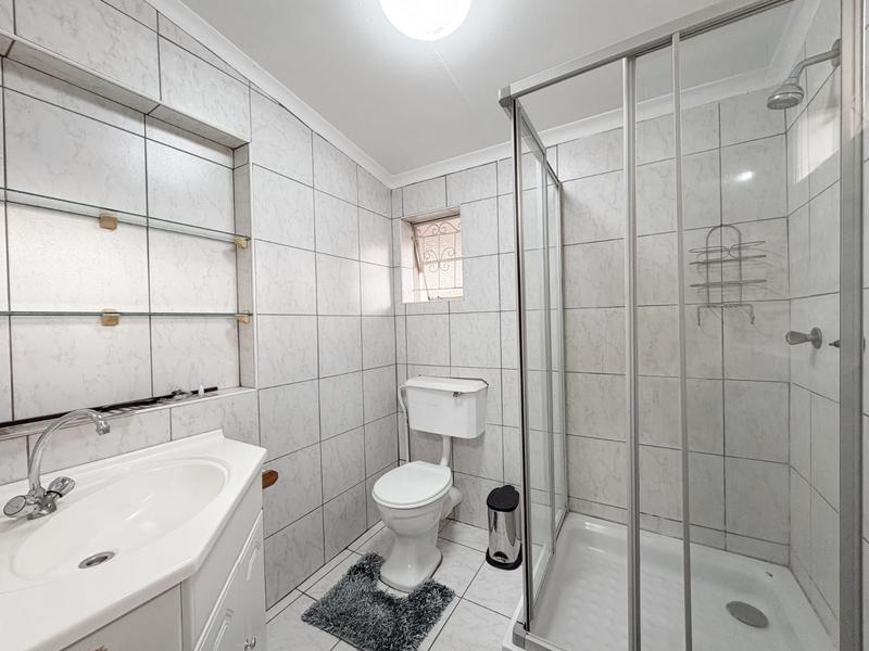 4 Bedroom Property for Sale in Wannenburghoogte Gauteng