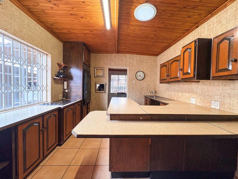 4 Bedroom Property for Sale in Wannenburghoogte Gauteng