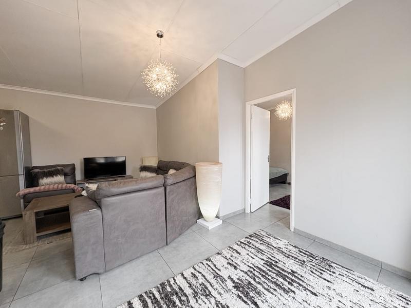 4 Bedroom Property for Sale in Wannenburghoogte Gauteng