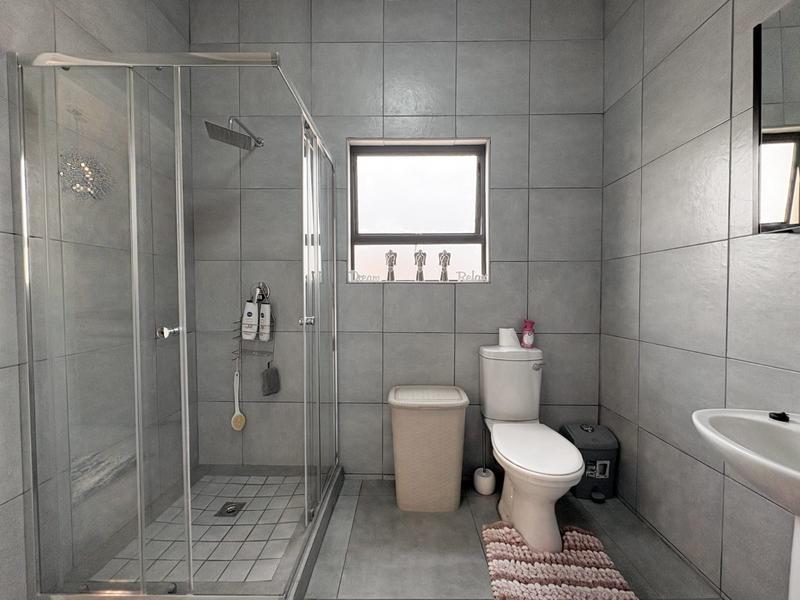 4 Bedroom Property for Sale in Wannenburghoogte Gauteng