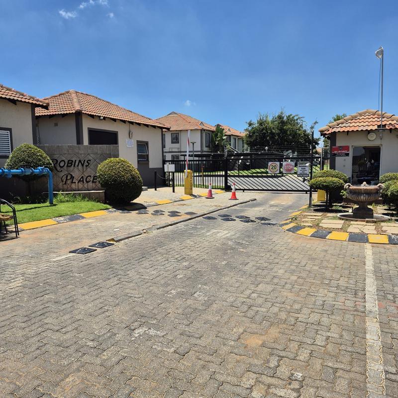 To Let 3 Bedroom Property for Rent in Parkrand Gauteng