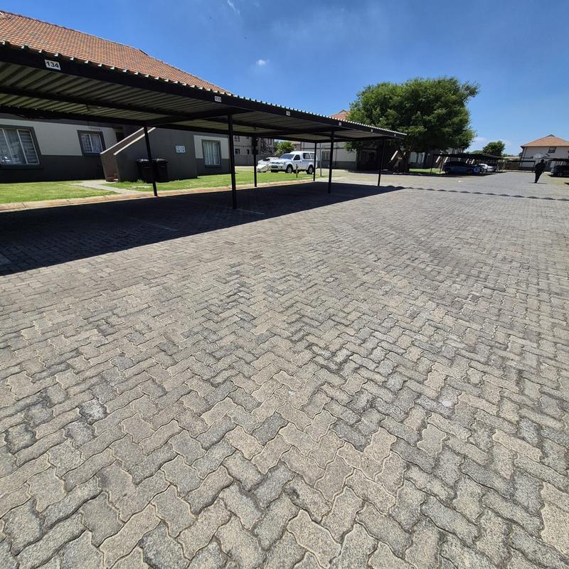 To Let 3 Bedroom Property for Rent in Parkrand Gauteng