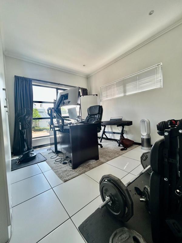 2 Bedroom Property for Sale in Paulshof Gauteng