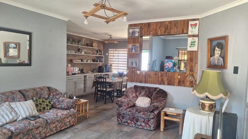 4 Bedroom Property for Sale in Hesteapark Gauteng