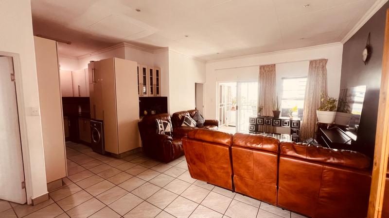 3 Bedroom Property for Sale in Erasmus Park Gauteng