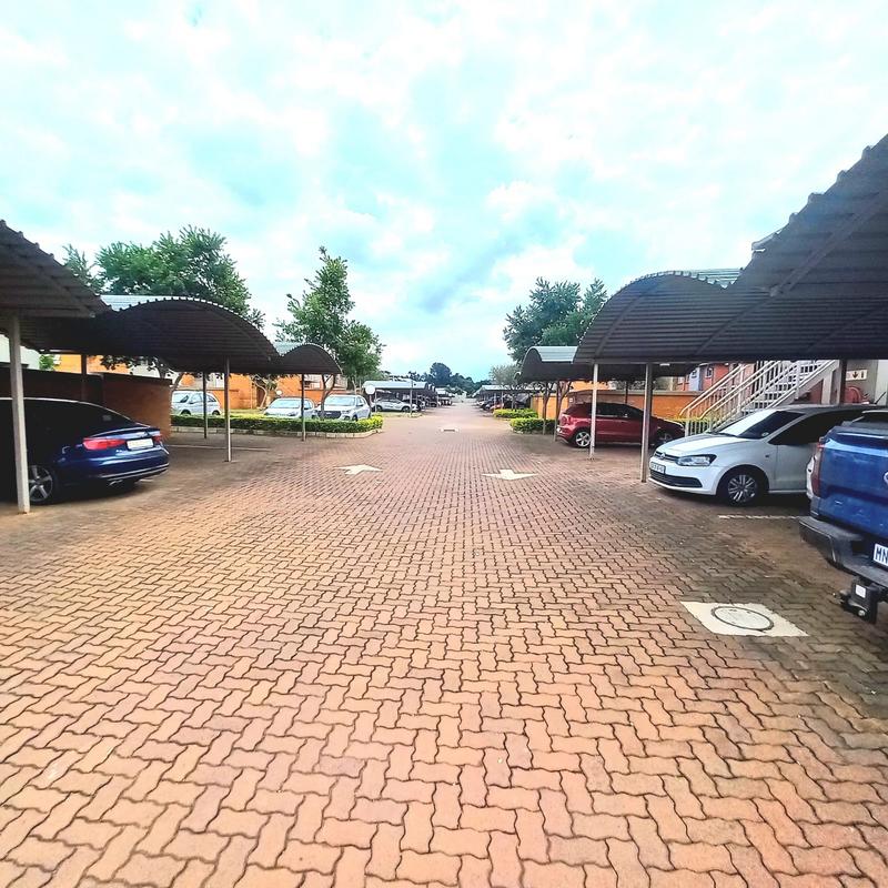 2 Bedroom Property for Sale in Andeon Gauteng