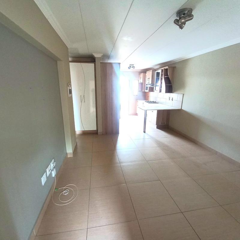 2 Bedroom Property for Sale in Andeon Gauteng