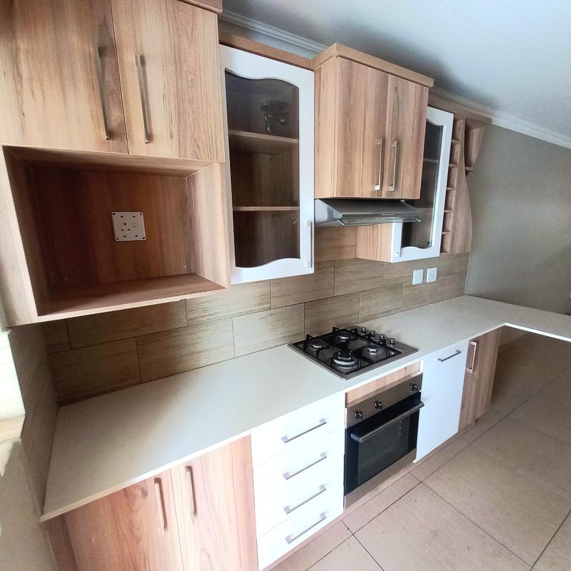 2 Bedroom Property for Sale in Andeon Gauteng