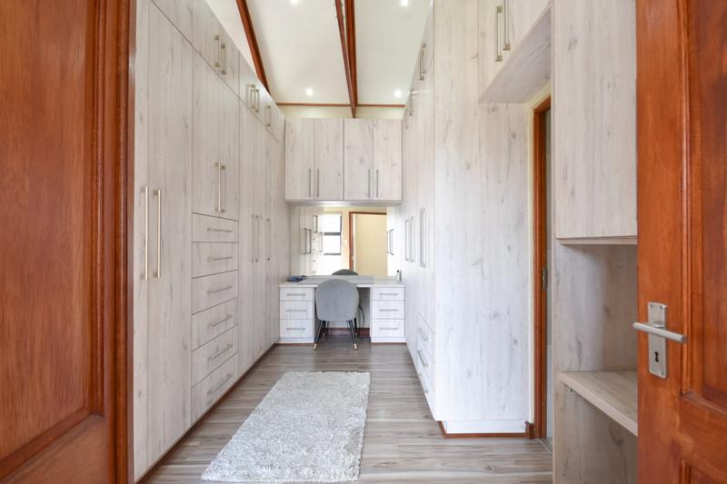 4 Bedroom Property for Sale in Midstream Estate Gauteng