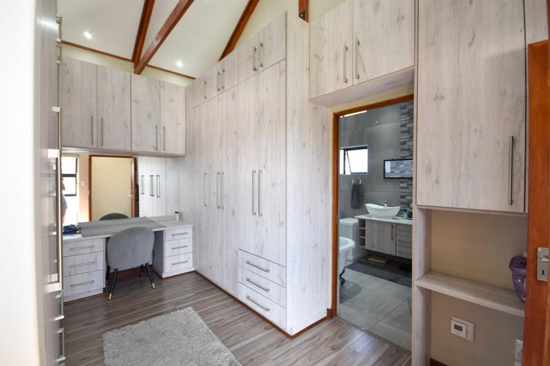 4 Bedroom Property for Sale in Midstream Estate Gauteng