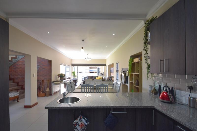 4 Bedroom Property for Sale in Midstream Estate Gauteng
